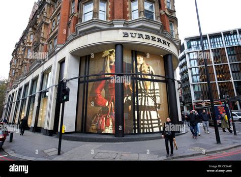 burberry outlet in london england